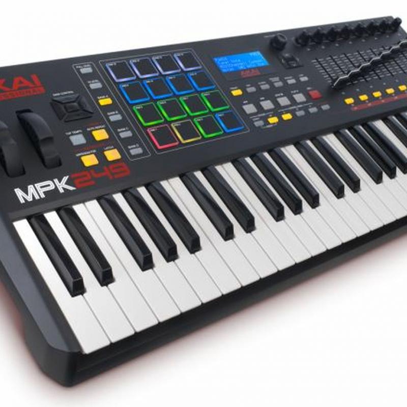 Миди-клавиатура AKAI PRO MPK249