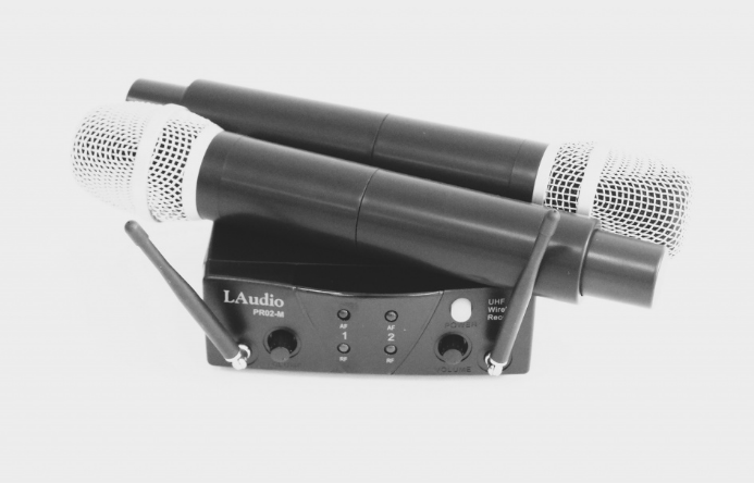 Радиосистема LAudio PRO2-M Вокальная радиосистема, 2 ручных передатчика